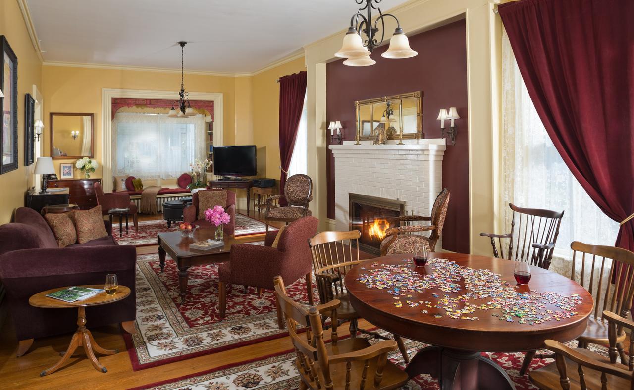Bed and Breakfast Rockland Talbot House Экстерьер фото